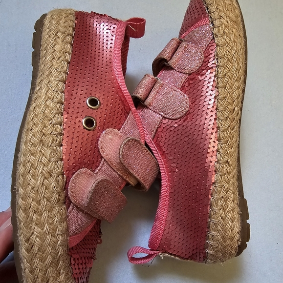 Emu sequin shoes.11 - Picture 2 of 3